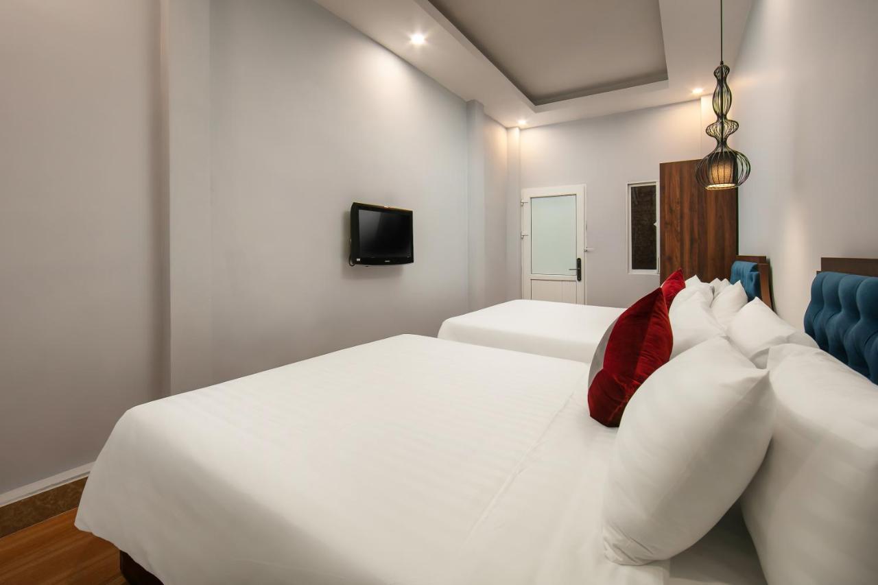Sonata Premier Hotel & Spa Hanoi Exterior photo